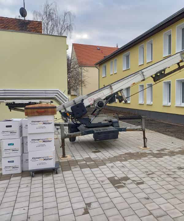Möbellift in Frankfurt am Main für den Firmenumzug 